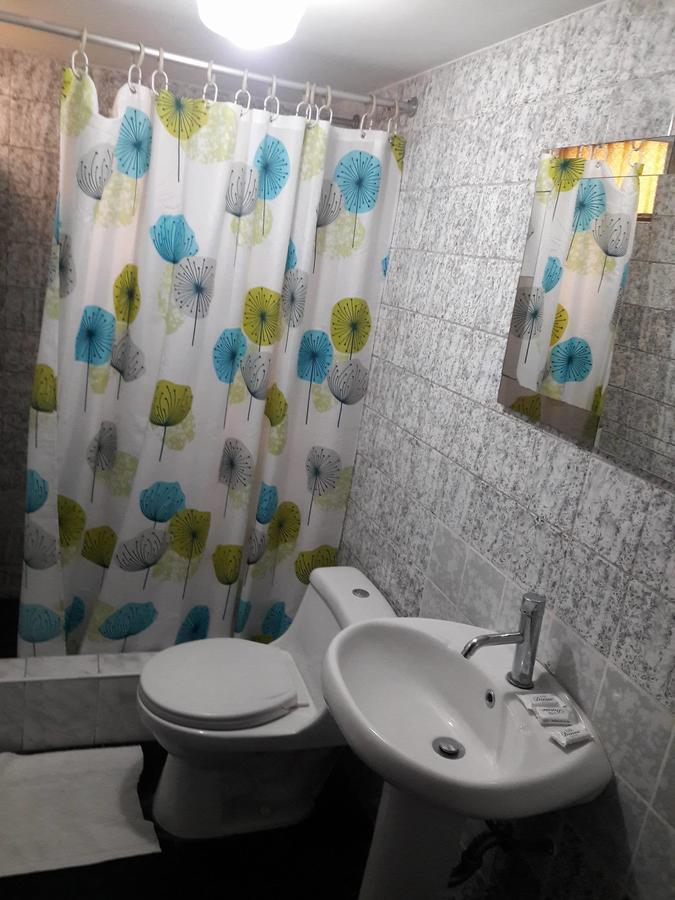 Hostal Victoria リマ エクステリア 写真
